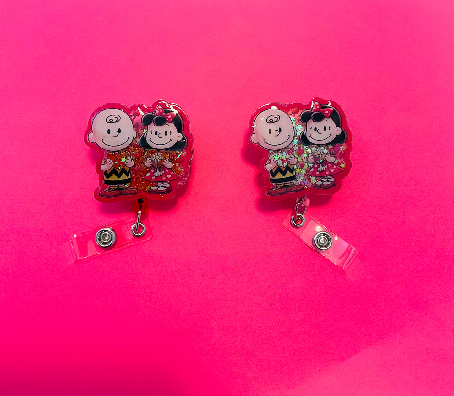 Character Boy and Girl Valentine Shaker Badge Reel